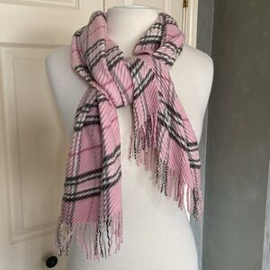 NWOT Burberry look scarf for a fraction of the price!